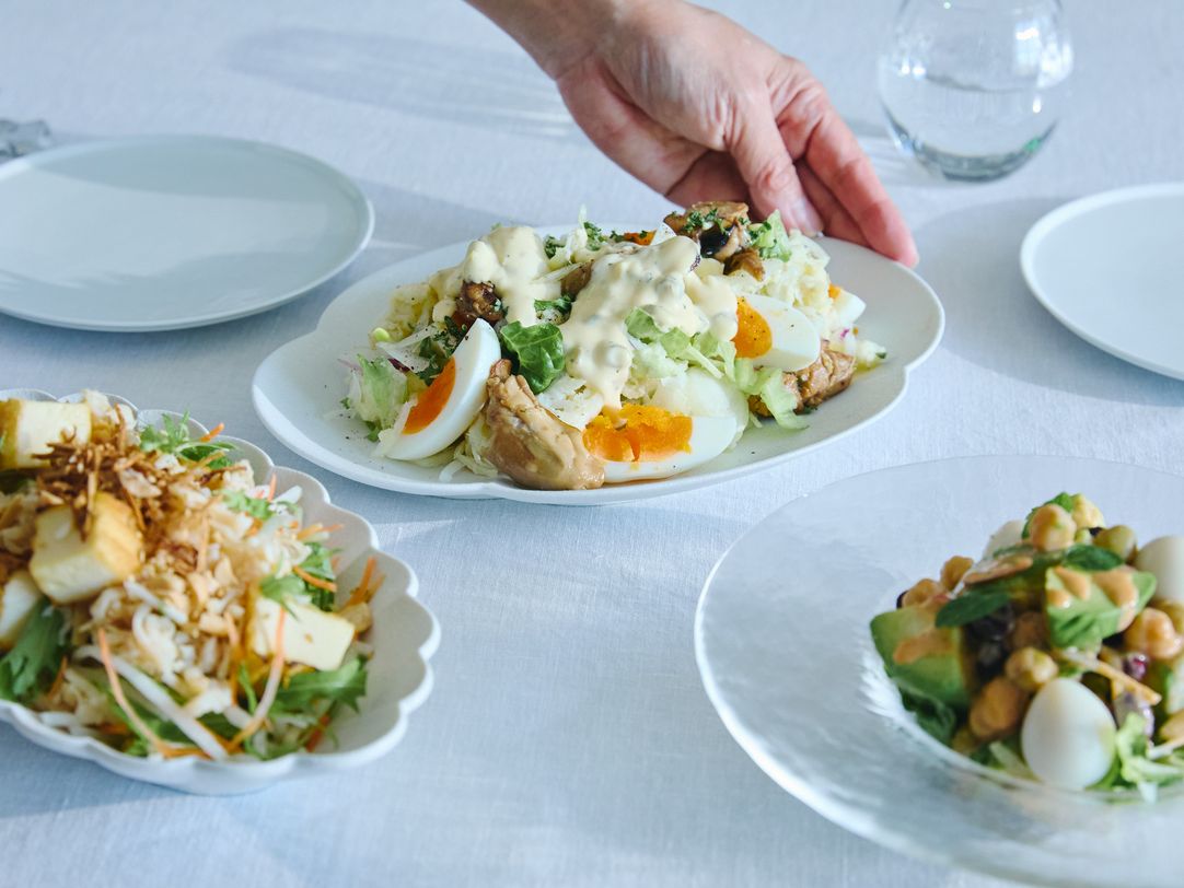 メインディッシュになる「“デリ風” 野菜＋たんぱく質サラダ」3選