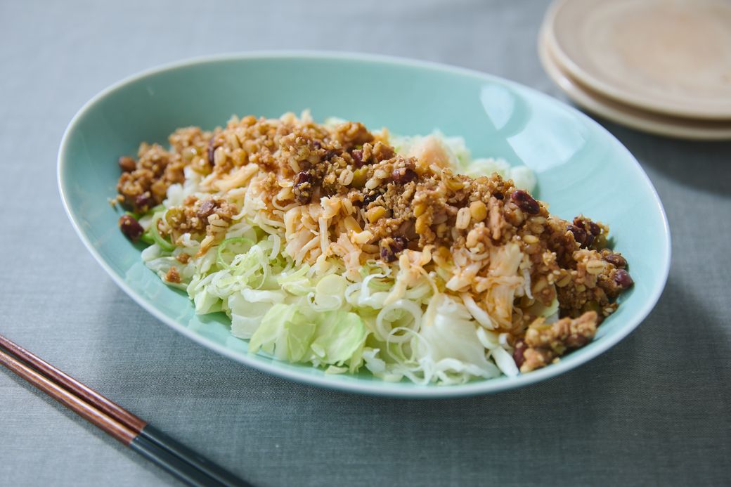【VEGE WEEKで人気】 パパッとヘルシー！使い勝手抜群な「大豆ミートミックス」のレシピ3選