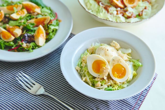 「タレで食べるたまご」が主役！たんぱく質がとれる「パワーサラダ」レシピ3選