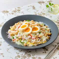 1/2日分の野菜がとれる！プラスゆでたまのたんぱく質サラダ≪ベジドレッシング≫Qummy