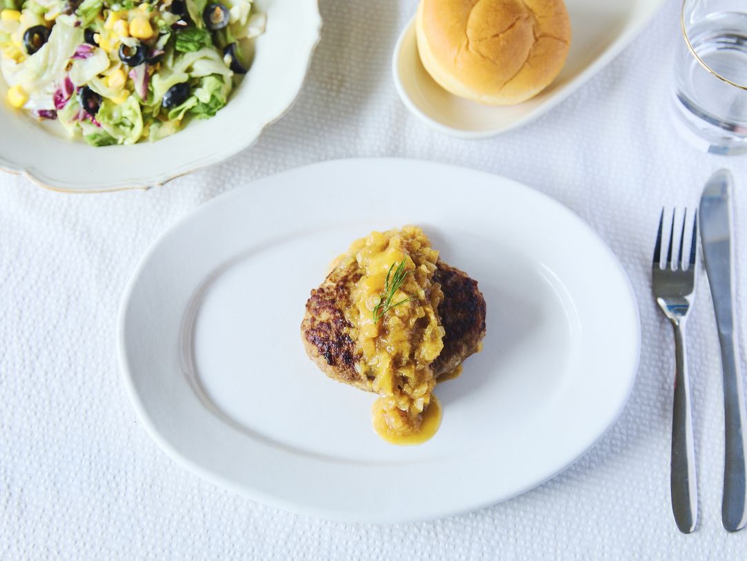 「ハンバーグに合うサラダレシピ」3選