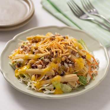 春キャベツミックスとヤングコーンのサラダ