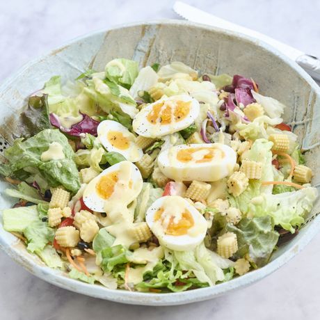 食感が楽しい22品目の彩りサラダ