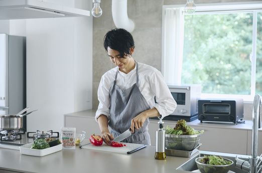 「サラダで人生が変わる！」サラダ王子・田代健斗さんが語る“健康になる食事習慣”とは？